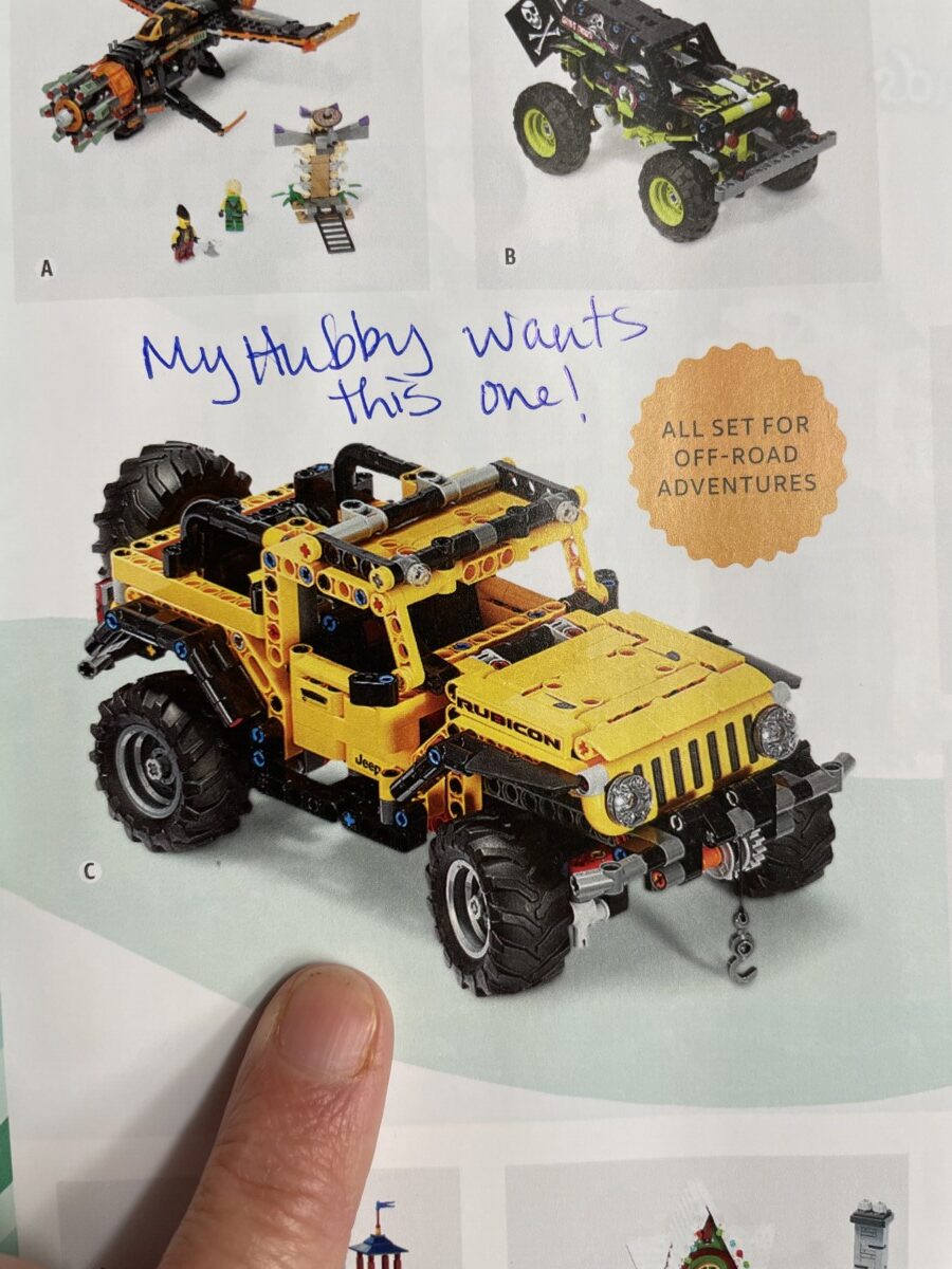 Yellow Technic Jeep with handwriting My Hubby wants this one!